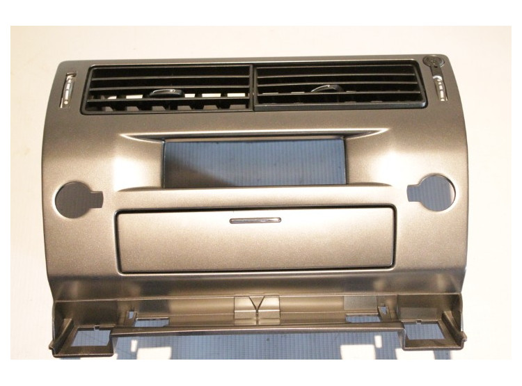 Citroën C4, ventilační otvory palubní desky
