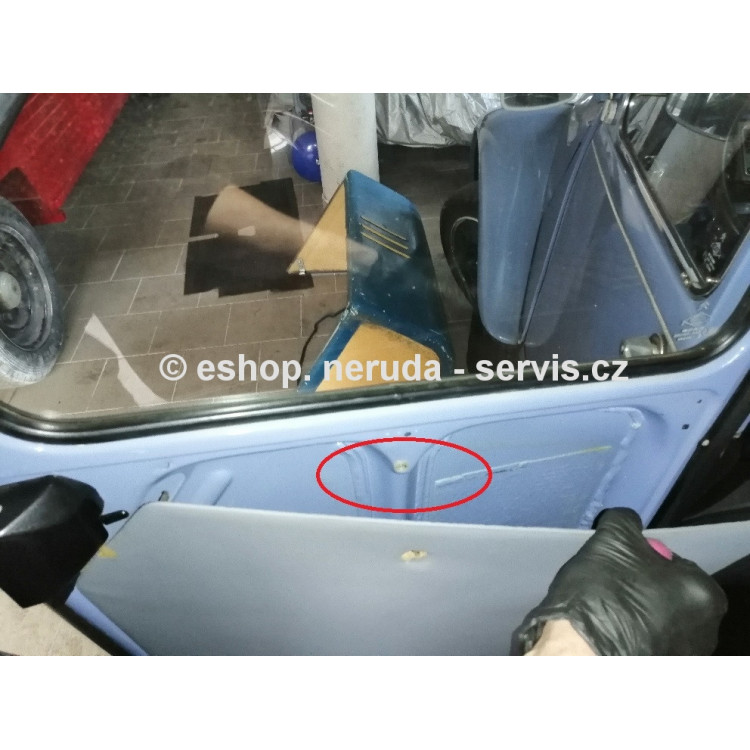 Poutko zavírání zadních dveří - 2CV Special