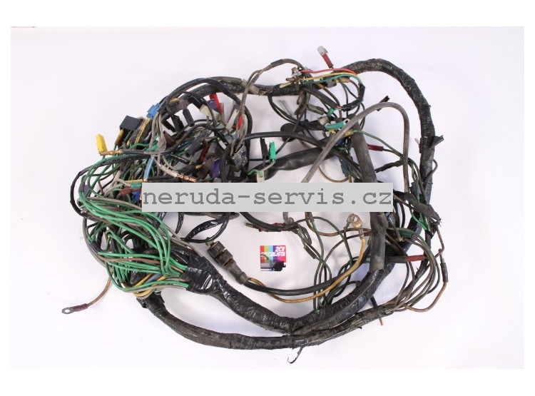 Hlavní svazek přední.